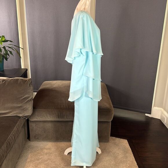 Women’s Blue 2 Piece Layered Asymmetrical Chiffon Formal Pant Suit Size 22W NEW - Picture 4 of 15
